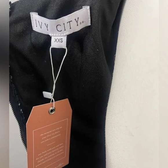 Ivy City Co Roxie Tweed Jumpsuit NWT - Picture 9 of 12